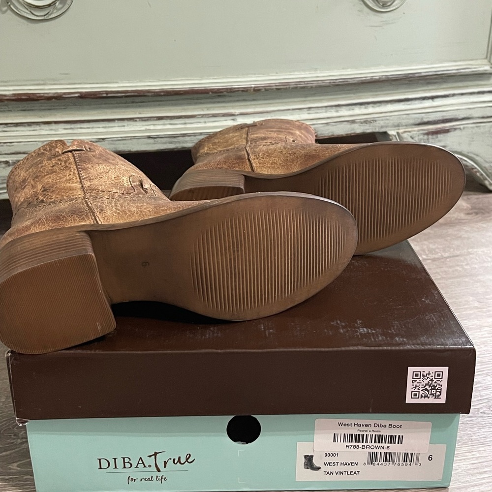 Women’s real leather boots